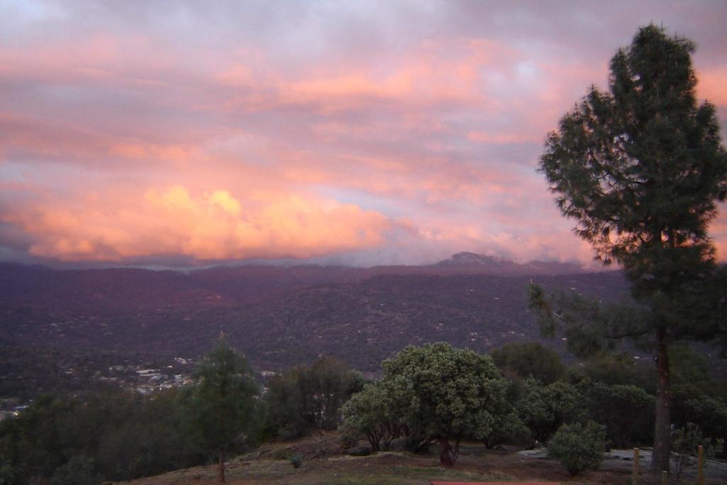 Yosemite Sierra View Bed & Breakfast Oakhurst Luaran gambar